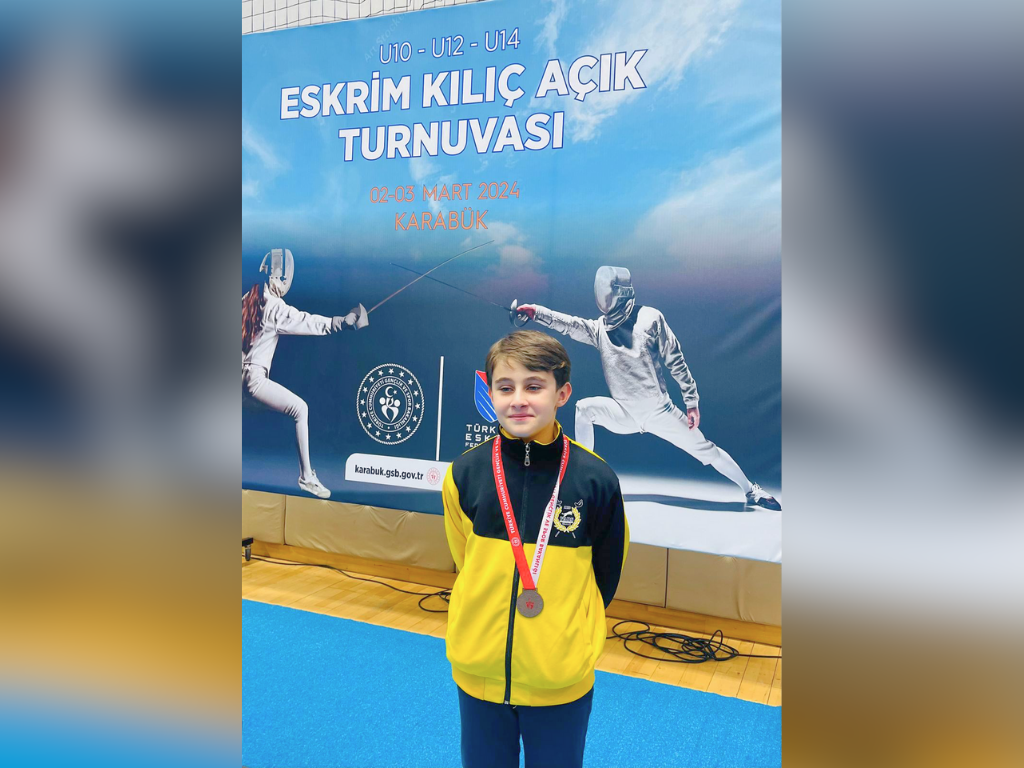 Türkiye Eskrim Federasyonu Kılıç Açık Turnuvası